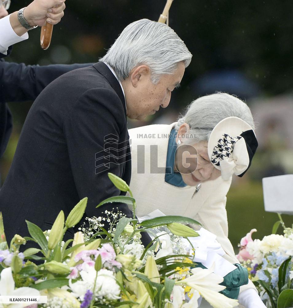 Emperor, empress at Peace Memorial Park in Hiroshima