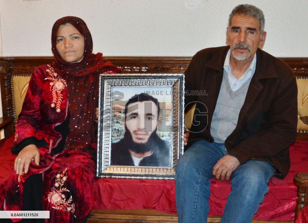 Tunisian parents lament death of their son in Syria