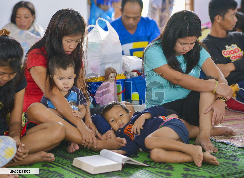 Philippines braces for strong typhoon