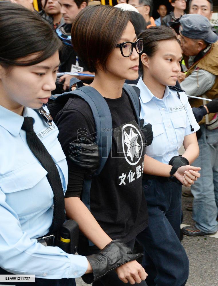 Singer Denise Ho arrested at protest site