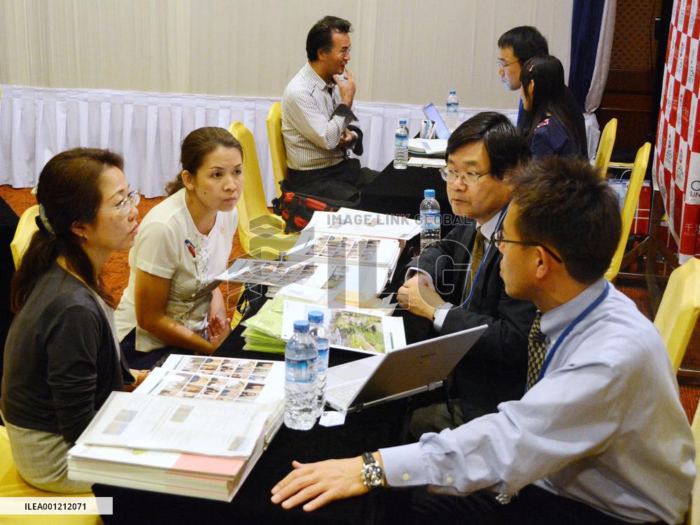 Japan varsity reps visit Yangon to lure students