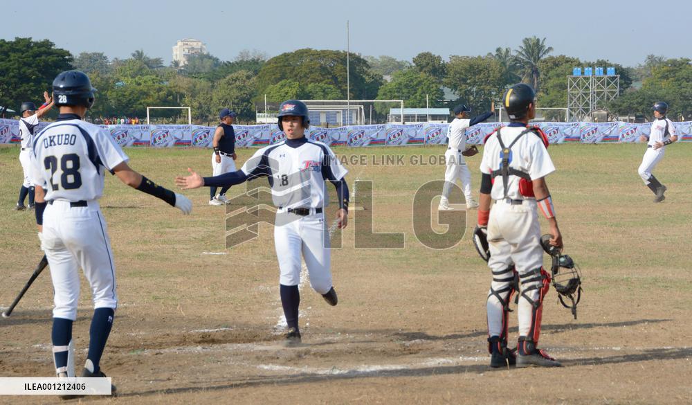 Tokyo HS team scores in friendly baseball game in Myanmar
