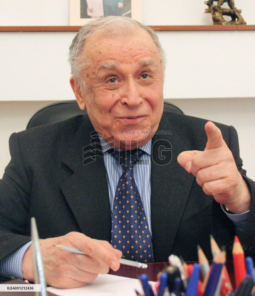 Romania's Iliescu in interview with Kyodo News