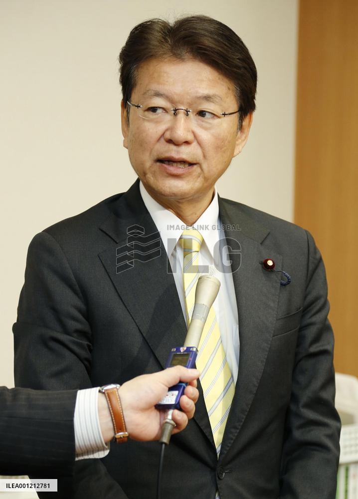 Nagatsuma files candidacy in DPJ leadership election