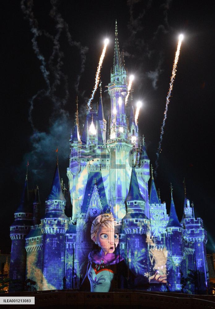 "Frozen" event starts at Tokyo Disneyland