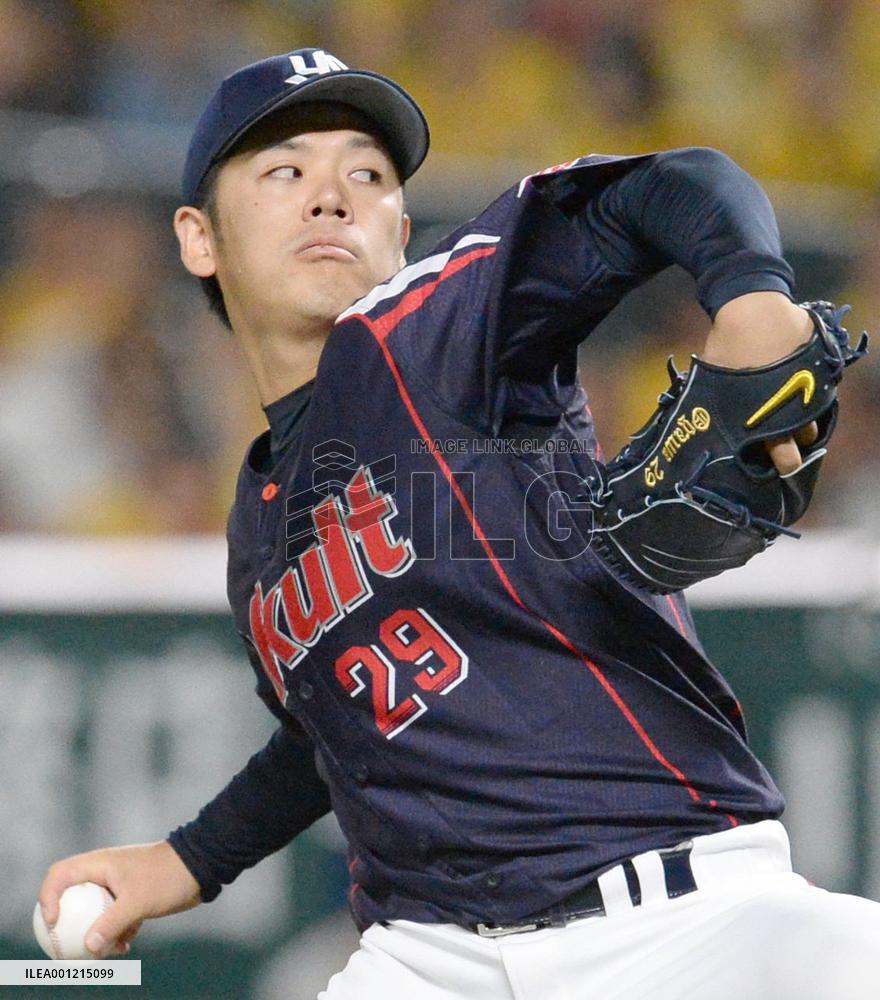 SoftBank Hawks, Yakult Swallows play in Game 2 of Japan Series