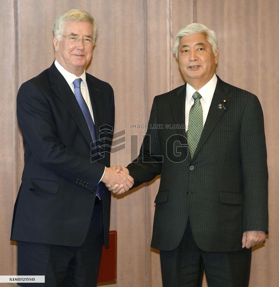 Japanese, British defense chiefs agree to build closer ties