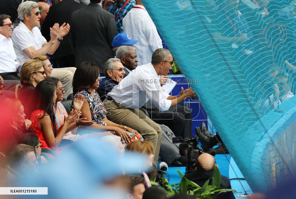 Obama, Castro watch Rays-Cuba baseball game