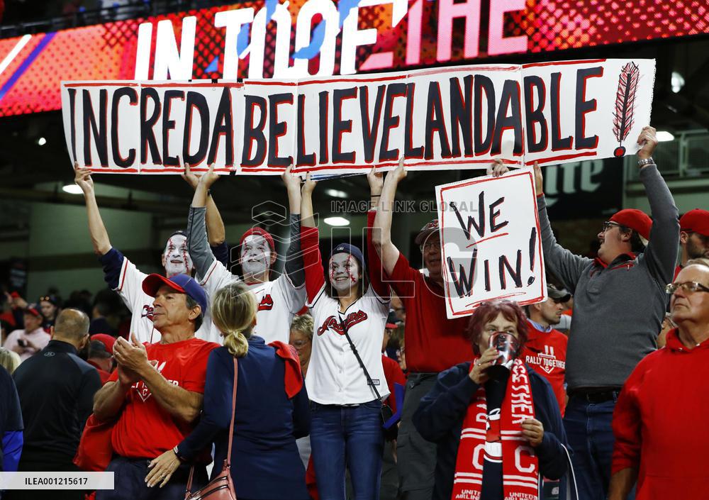 Baseball: Indians beat Yankees in ALDS Game 1