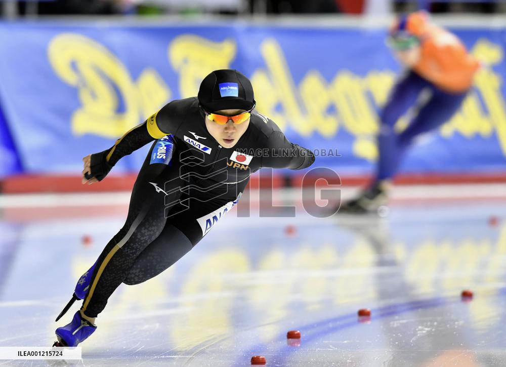 Speed skating: Japan's Takagi wins 1,500m at World Cup