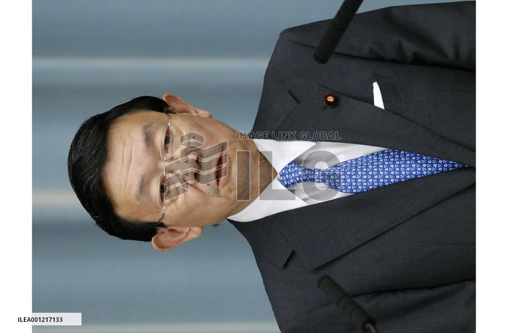 New Chief Cabinet Secretary Yosano known as policy expert