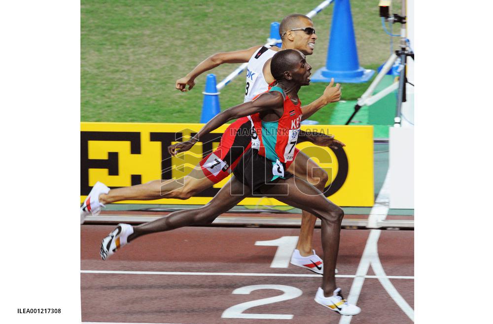 Kenya's Alfred Kirwa Yego wins men's 800 meters