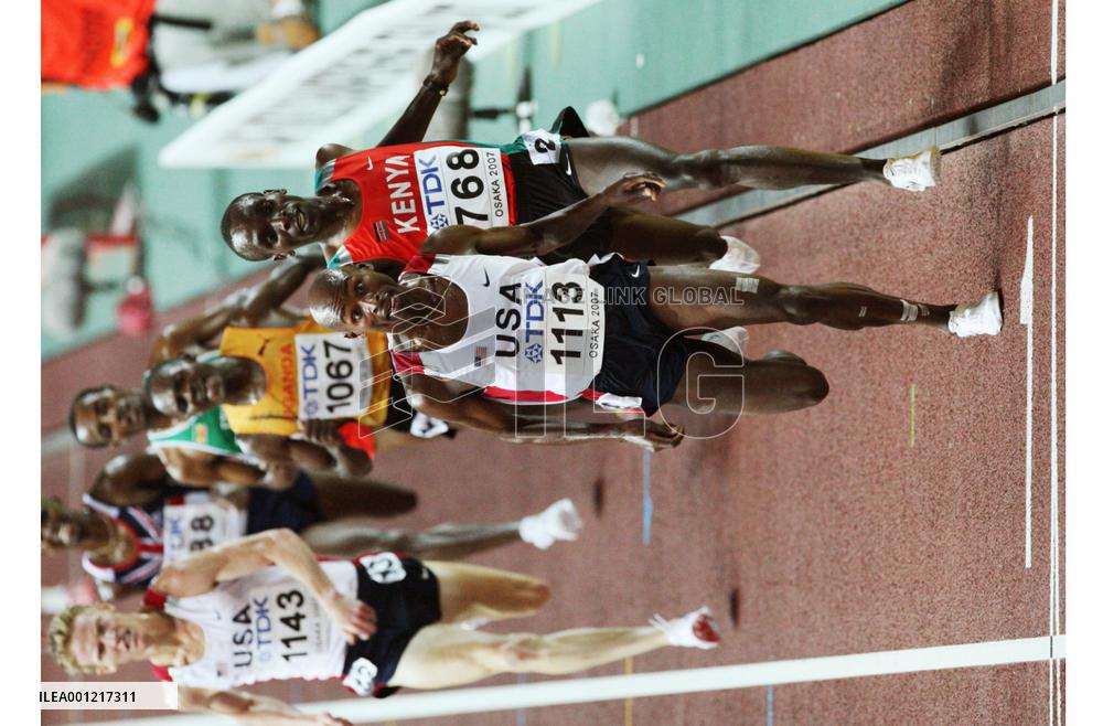 Bernard Lagat of U.S. wins men's 5,000 meters