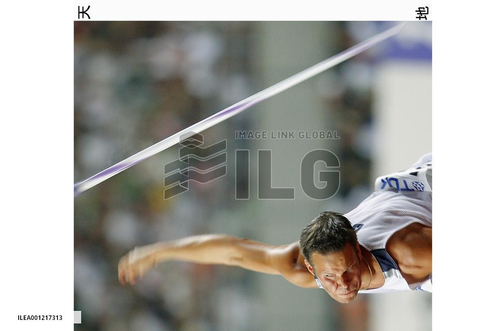 Finland's Tero Pitkamaki wins men's javelin throw