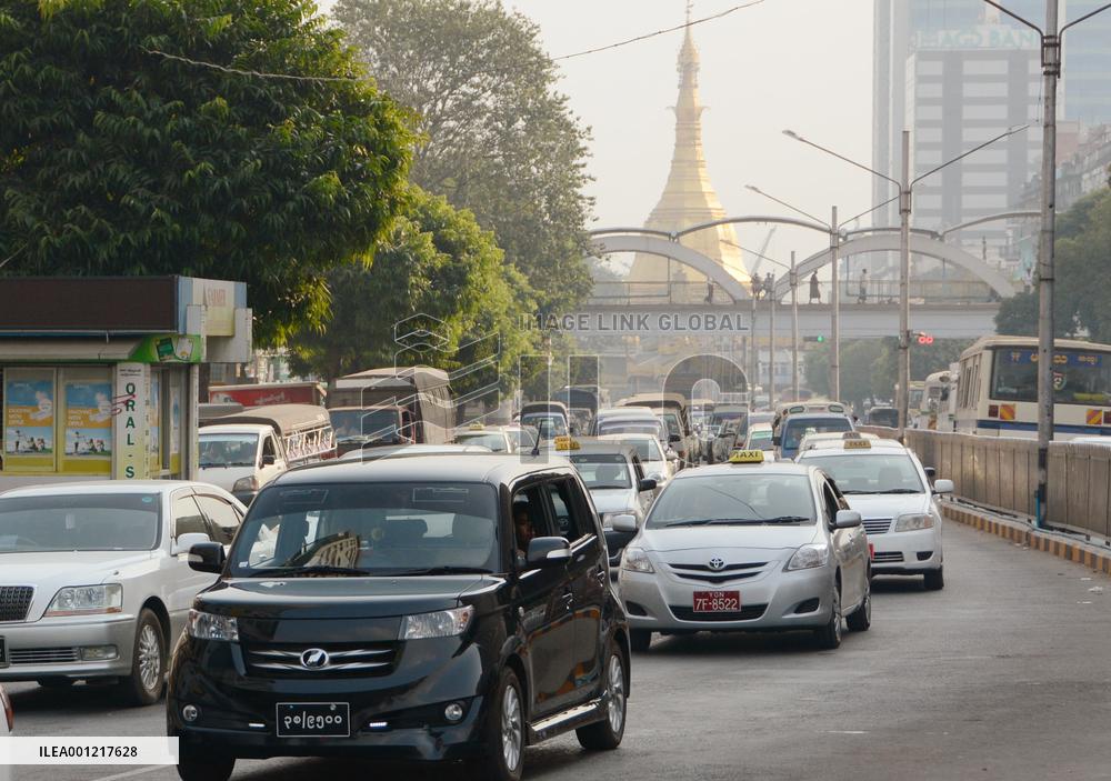 Automakers vie for piece of pie in newly opened Myanmar