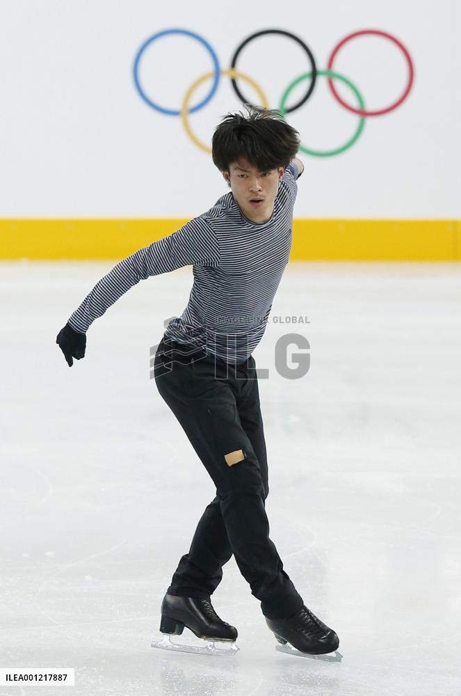 Japanese figure skater Machida practices for Sochi debut