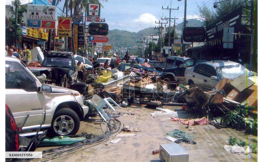 (3)Quake, tsunamis devastate Southeast, South Asia