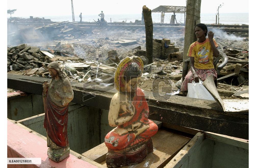 (5)Scenes after Dec. 26 quake-tsunami disaster