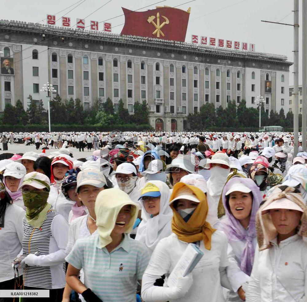 Life appears normal in N. Korea despite tension