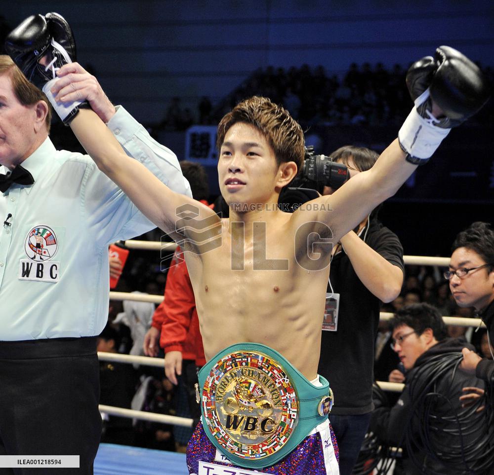 Japan's Ioka defends WBC title
