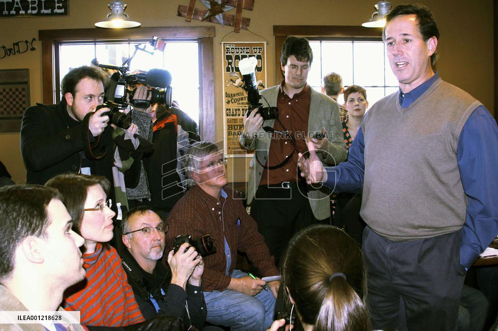 Day before GOP's Iowa caucuses