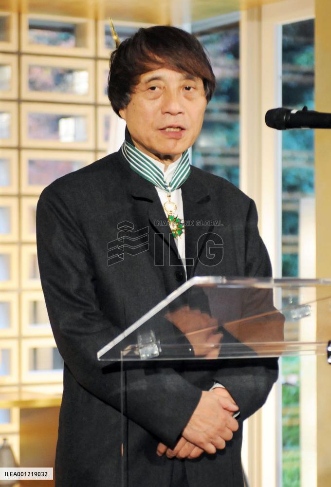France decorates architect Ando
