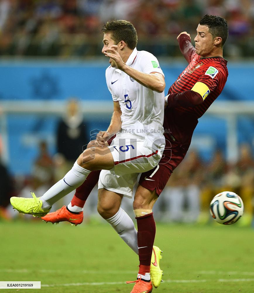 U.S. draw with Portugal 2-2 in World Cup Group G