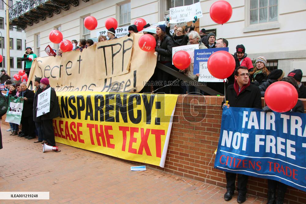 TPP opponents stage rally in Washington