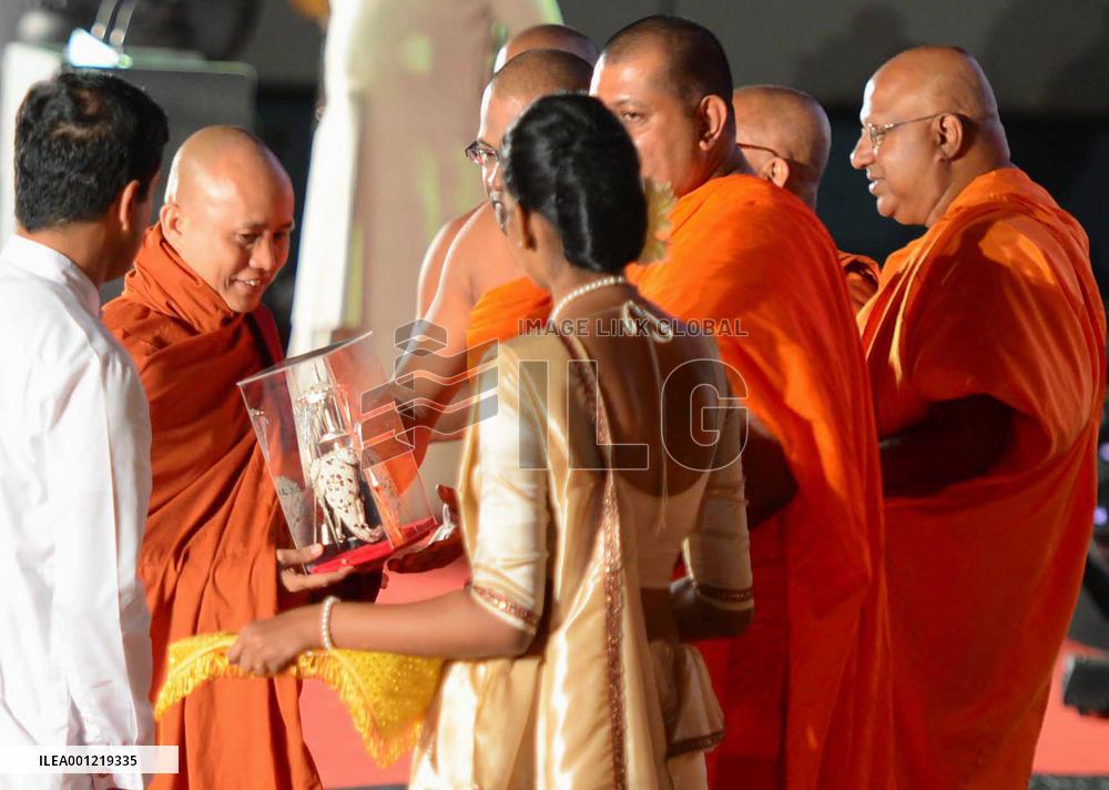 Myanmar's anti-Muslim monk attends Sri Lanka confab