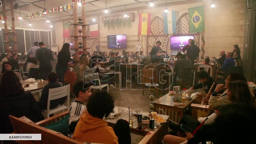 Lebanese cheer for favorite football teams in World Cup final