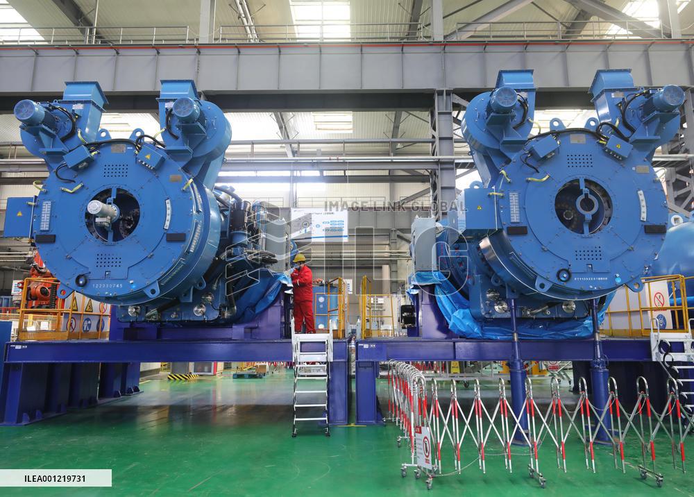 CHINA-HEBEI-NEW ENERGY (CN)