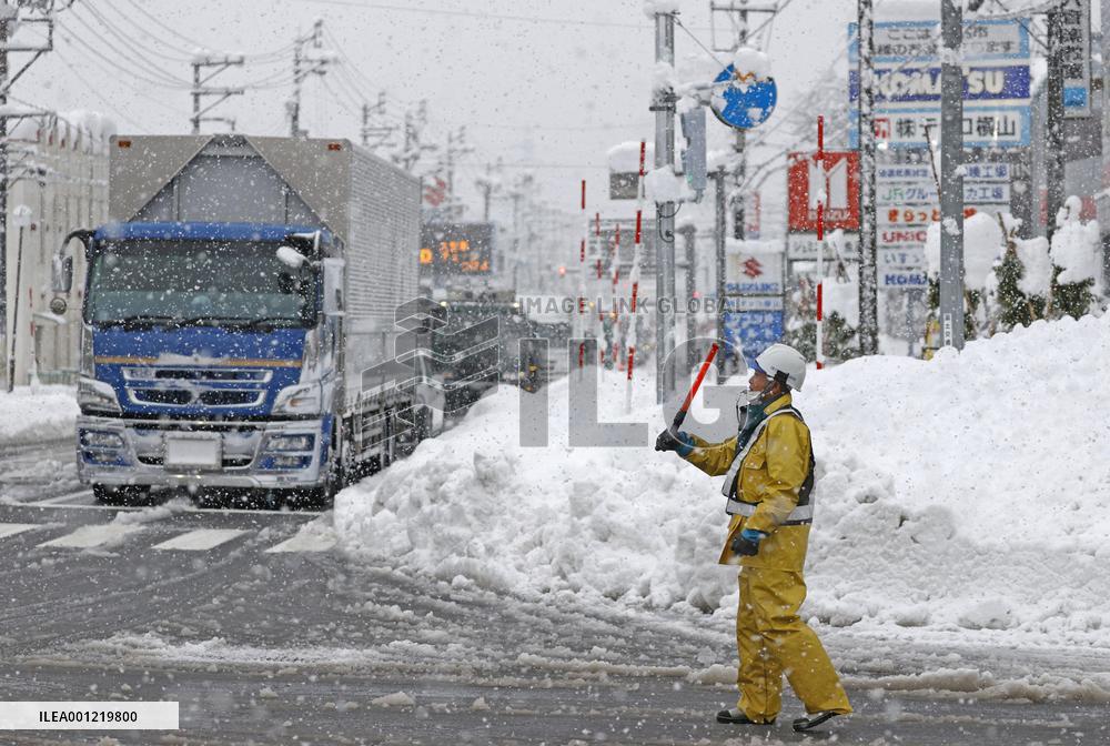 Heavy snow in Niigata