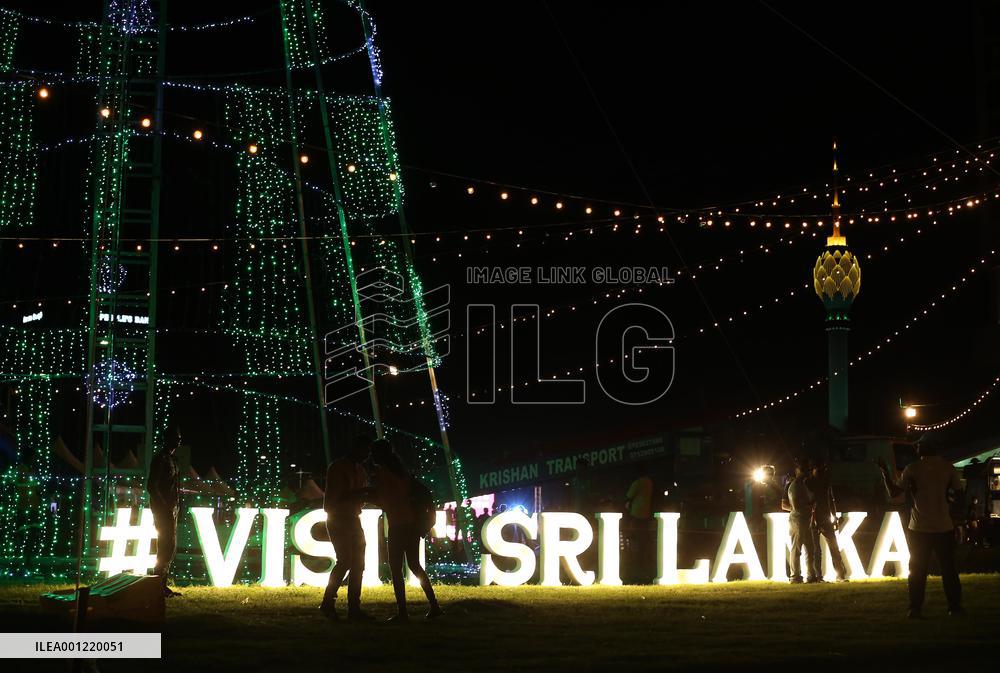 SRI LANKA-COLOMBO-DECORATION-CHRISTMAS