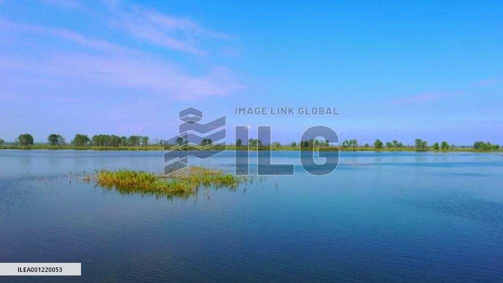 Xiase lake in central China regains vitality after environmental restoration