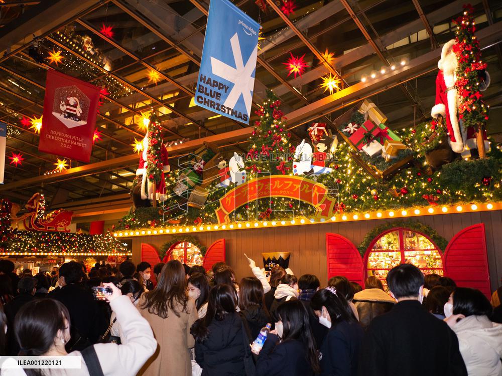JAPAN-TOKYO-CHRISTMAS