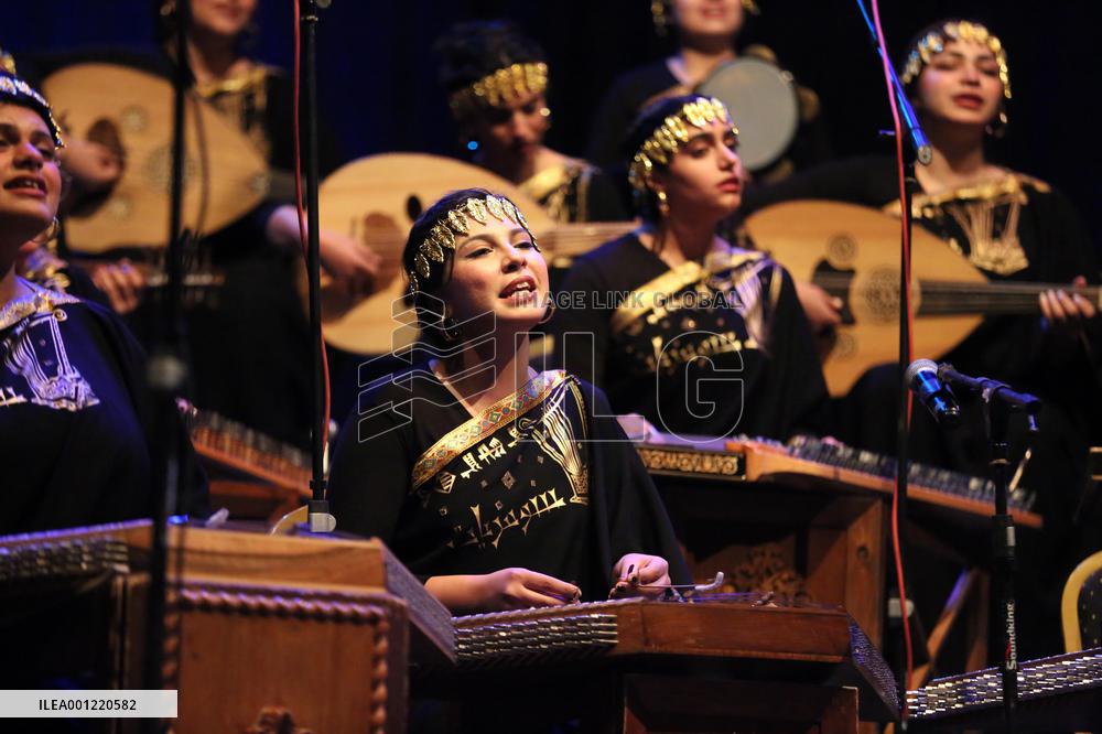 IRAQ-BAGHDAD-FEMALE MUSIC ENSEMBLE