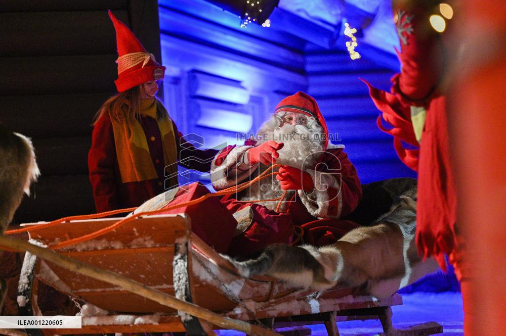 SANTA - JOURNEY - LAPLAND - FINLAND