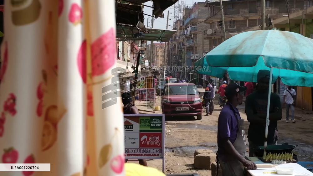 Chinese community shares corn with Kenyans to welcome "sweet" Christmas