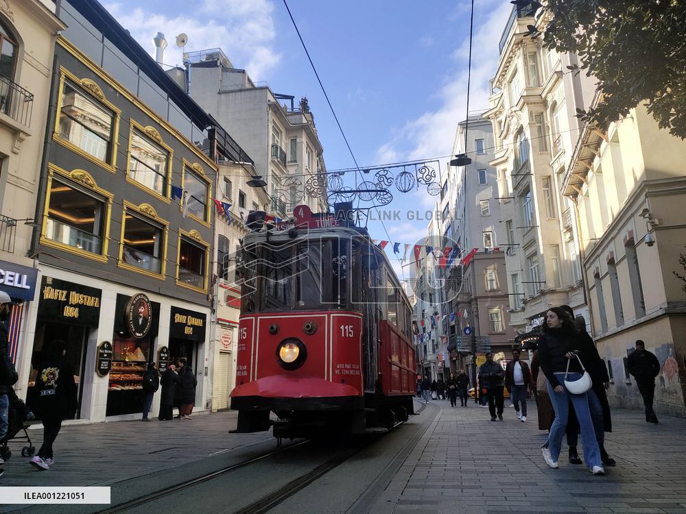 TÜRKIYE-ISTANBUL-TOURISM
