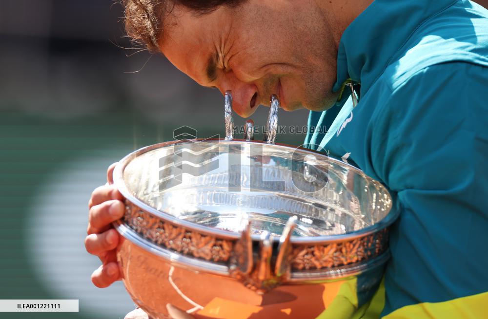TOP 10 WORLD ATHLETES OF 2022