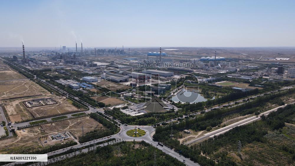 Xinhua Headlines: Northwest China fosters new distinctive growth engines