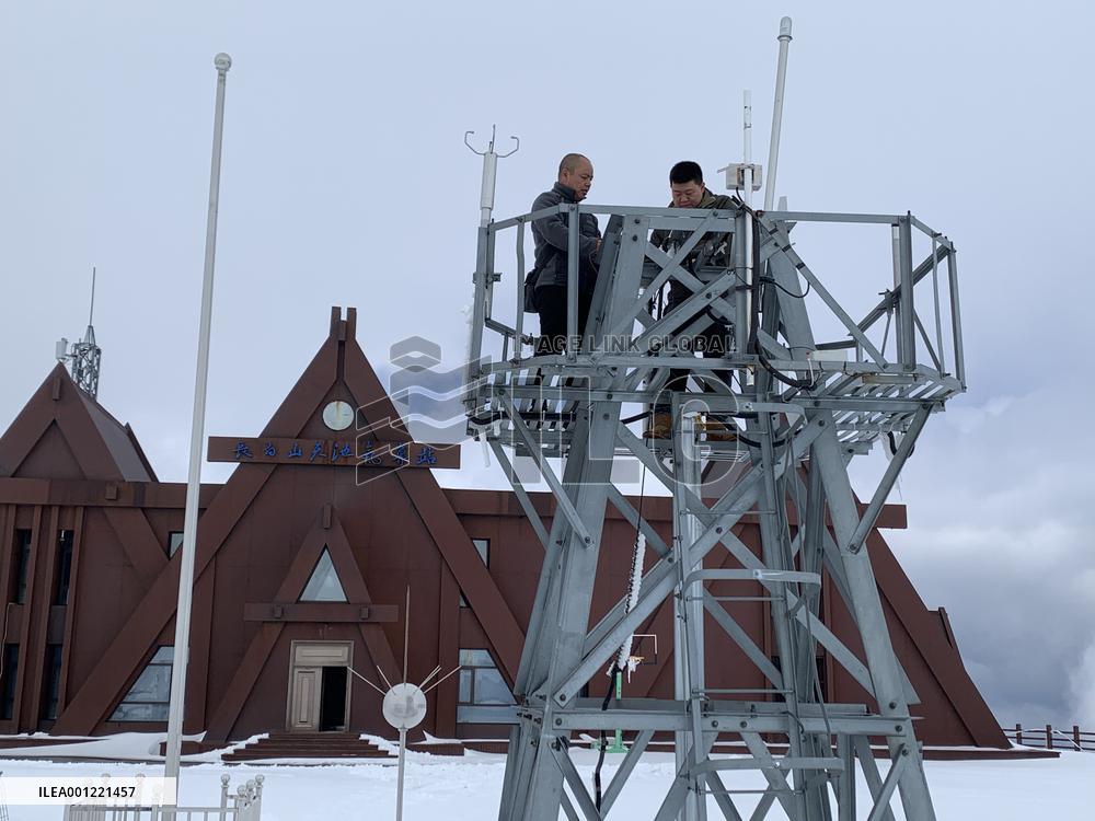 CHINA-JILIN-CHANGBAI MOUNTAIN-WEATHER OBSERVERS (CN)