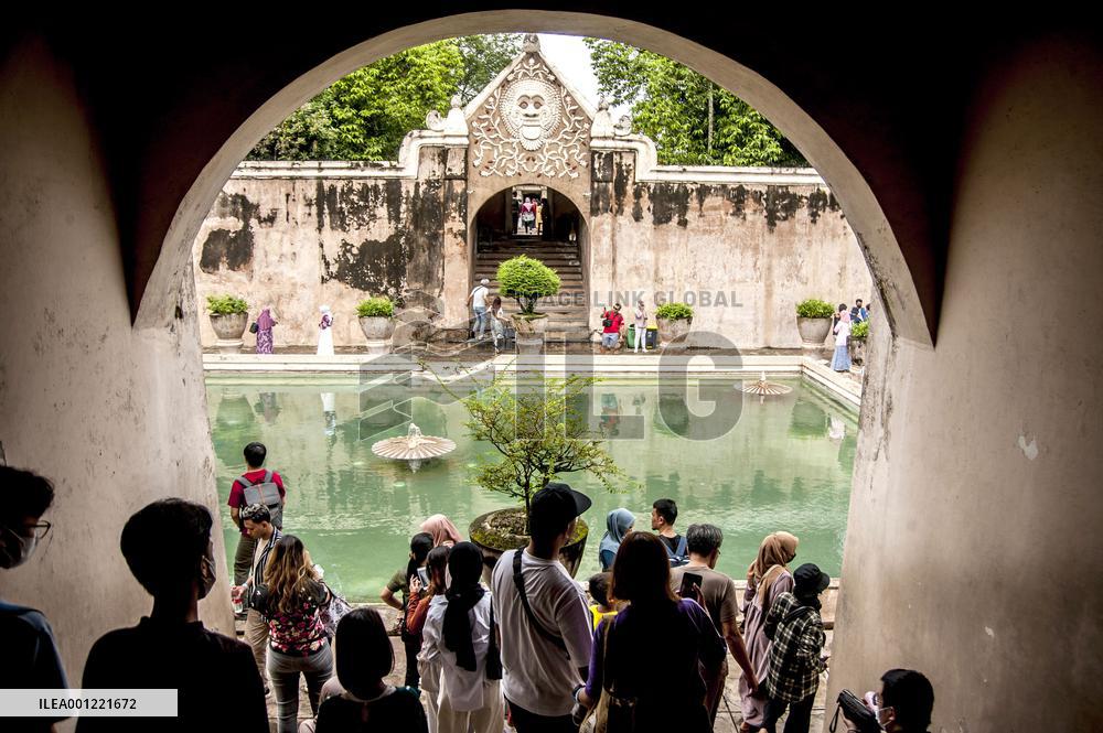 INDONESIA-YOGYAKARTA-TOURISM-HOLIDAY