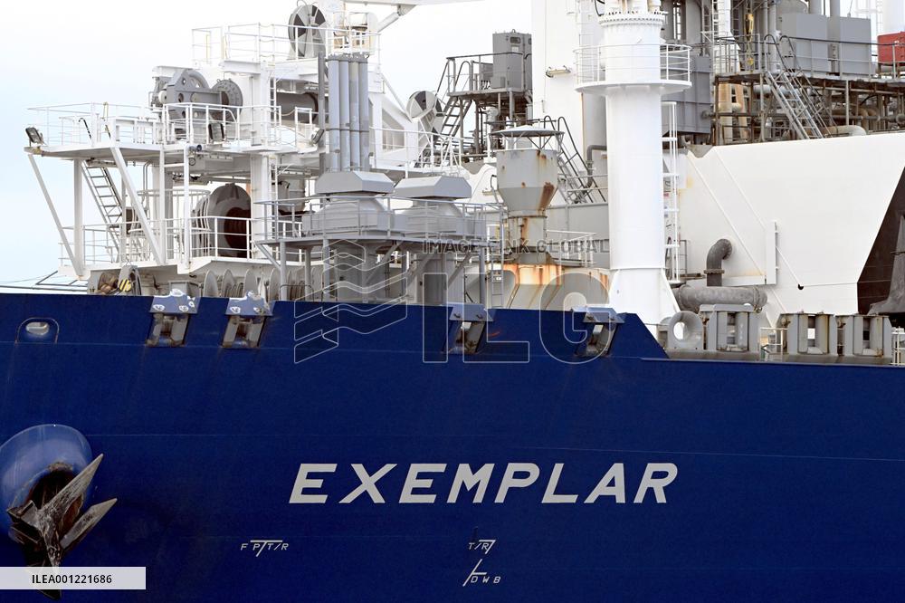 The floating LNG terminal FSRU Exemplar