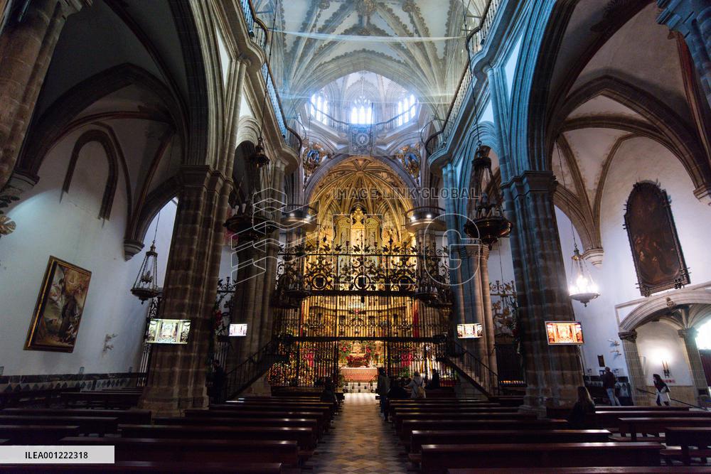 SPAIN-EXTREMADURA-GUADALUPE-BEST TOURISM VILLAGE
