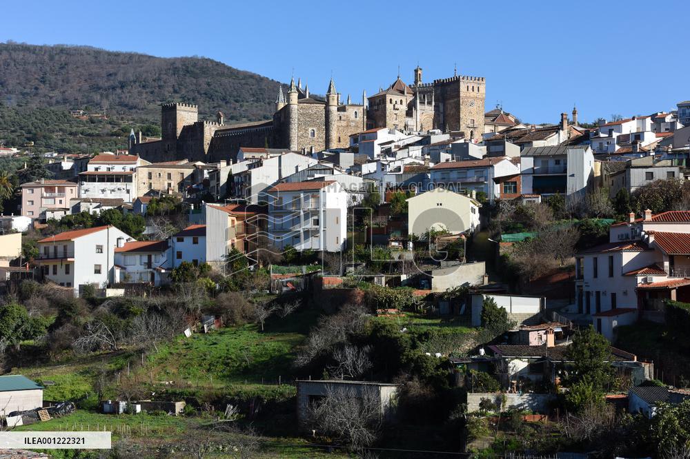 SPAIN-EXTREMADURA-GUADALUPE-BEST TOURISM VILLAGE