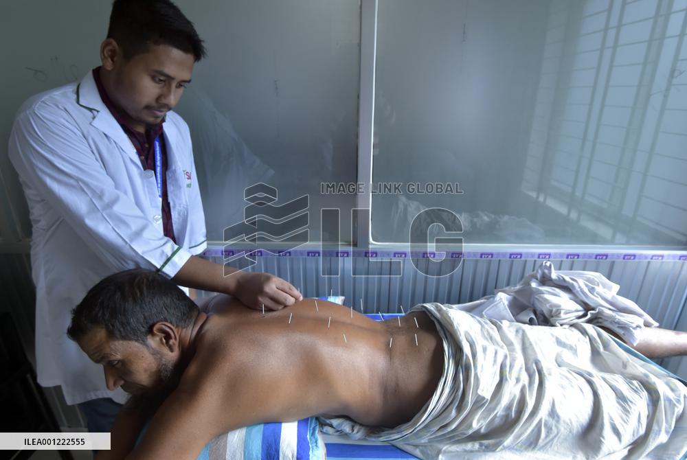 BANGLADESH-MADARIPUR-TRADITIONAL CHINESE MEDICINE