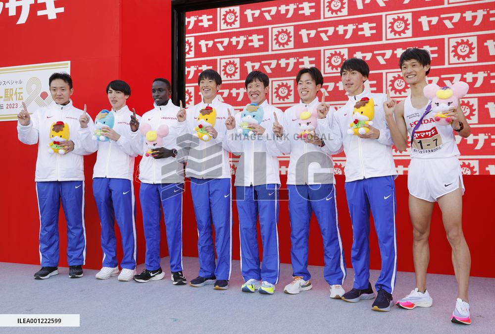Honda wins national corporate ekiden in Japan