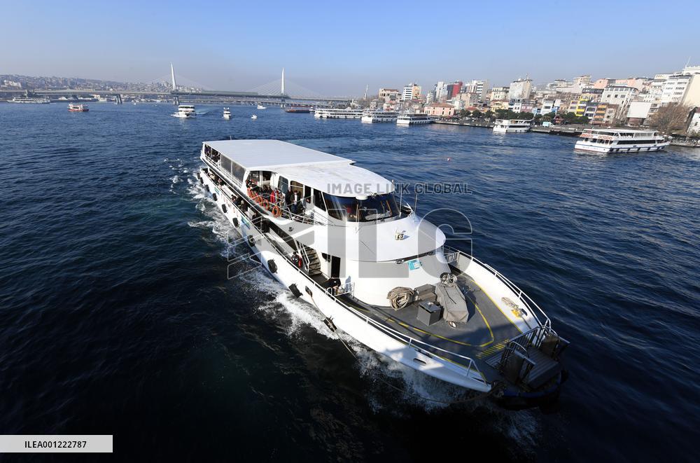 TÜRKIYE-ISTANBUL-NEW YEAR