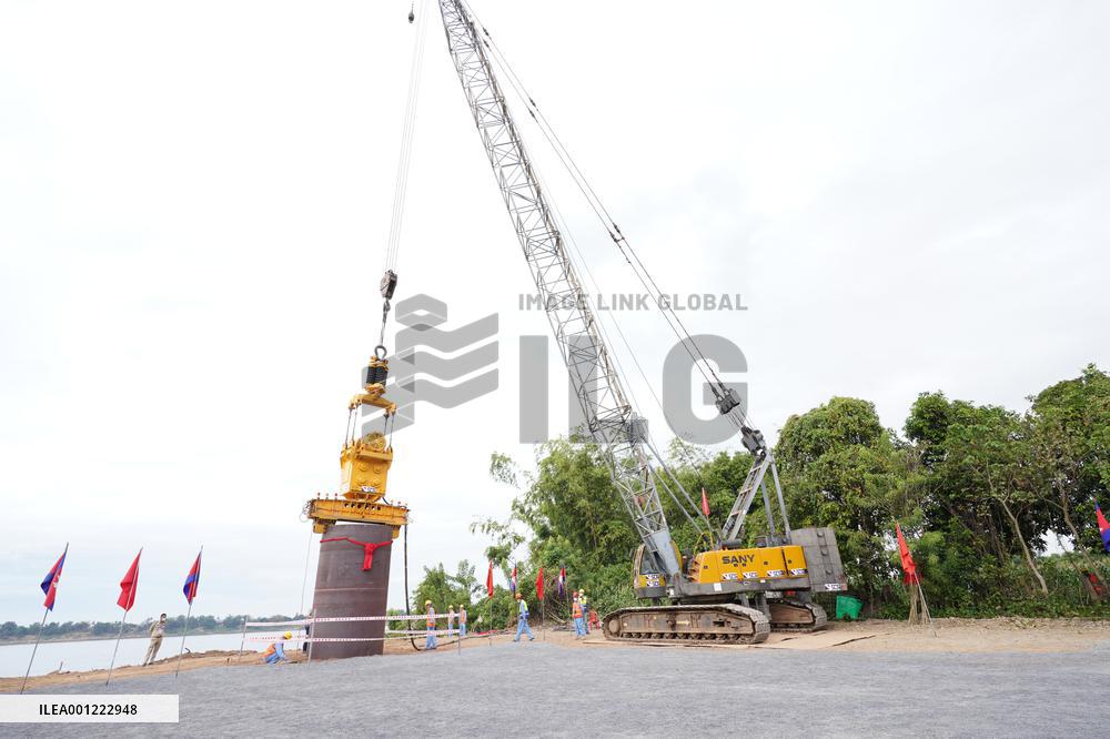 CAMBODIA-KRATIE-BRIDGE CONSTRUCTION